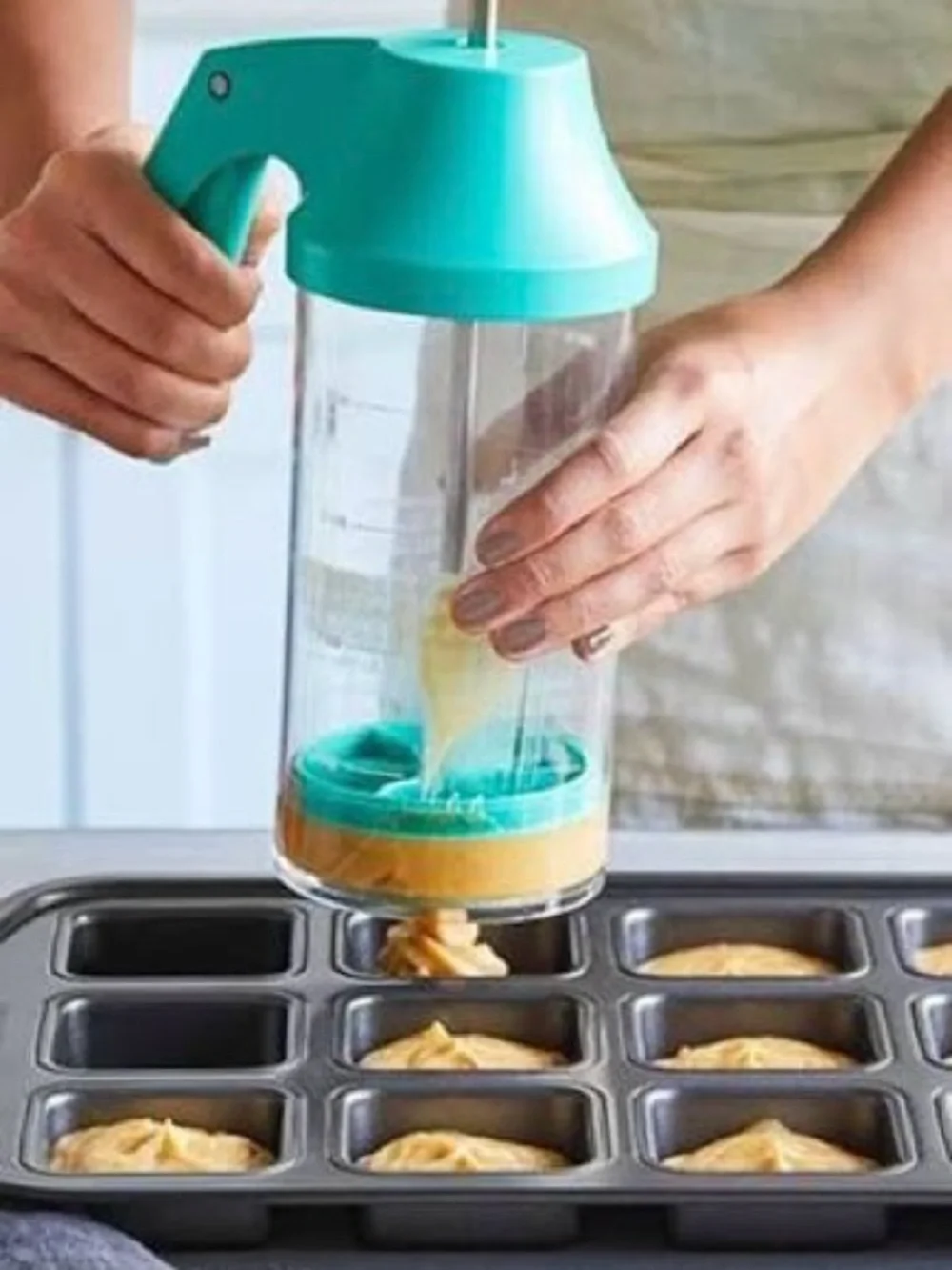 Pampered Chef Batter Mixer & Dispenser - Easy Pour Baking Tool
